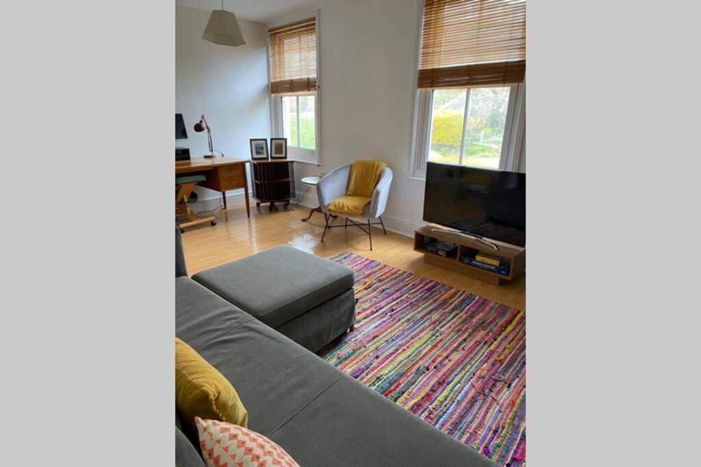 200 Year Old Large Townhouse With Sea Views Villa Scarborough Buitenkant foto